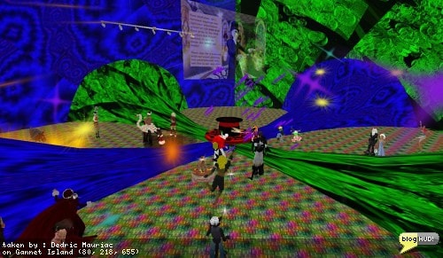 Every time I visit Tuna Oddfellows show, I see something different. Tonight, DrFran Babcock invited me over to his show. This isn't a place that looks the same throught the whole show. The whole place changes. Wierd prims appear and hypnotic textures come ablaze to make your moniter feel like it is on something. Just as in real life, Tuna is a magician in Second Life as well. He is always putting on interesting and odd shows. From Dedric Mauriac via blogHUD.com