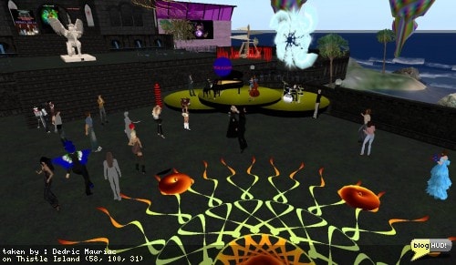 Elliebob Bean invited me over to join her and her friend Gore Suntzu. We saw a performance at the Seabreeze Jazz Club. Fayandria Foley popped in barefoot to dance to the music of Ashiya's Jazz Trio. Ashiya Jun played on the piano, Verone Voom on base, ant Hatsune Nishi on drums. Everyone was dressed to the nines, drinking champagne, and dancing (careful not to spill any). From Dedric Mauriac via blogHUD.com