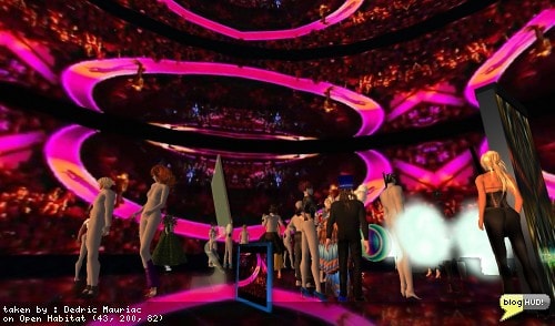 Now watching the U2 video. Pretty interesting visuals with this one. Many people are starting to gather around. I'm seeing that there are 59 agents on the region at the moment. From Dedric Mauriac via bloghud.com